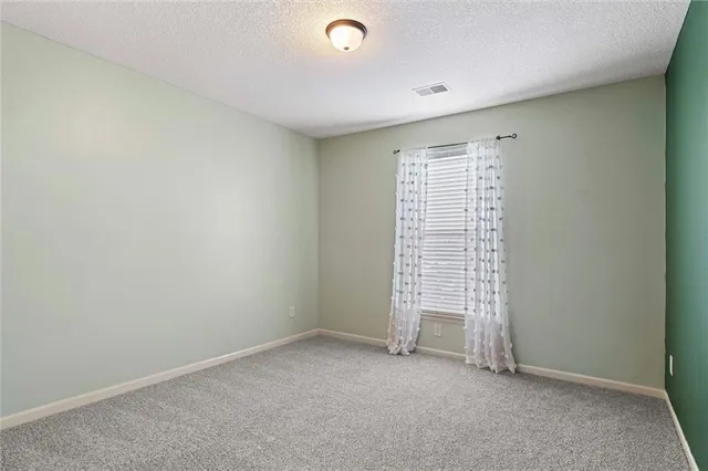 $524,900 | 14219 Amanda Lane, Basehor, KS 66007