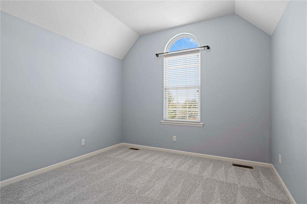 14219 Amanda Lane Basehor, KS 66007 - Photo 29 of 51