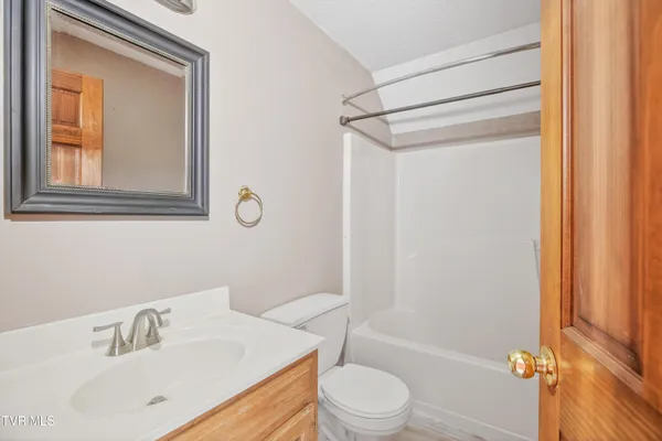 $334,900 | 457 Terrace View Drive, Bean Station, TN 37708