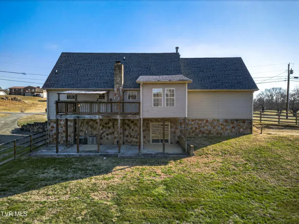 $334,900 | 457 Terrace View Drive, Bean Station, TN 37708