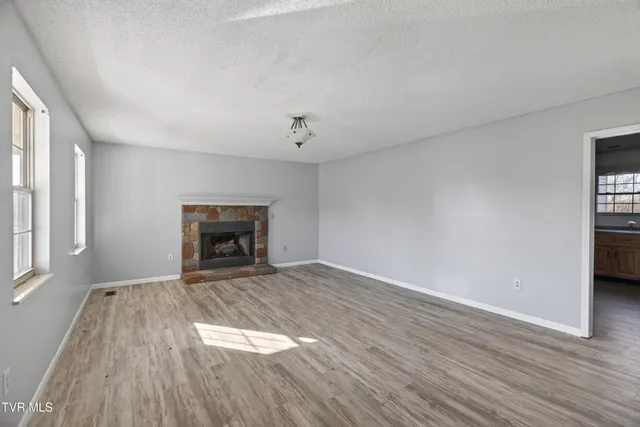 $359,900 | 457 Terrace View Drive, Bean Station, TN 37708