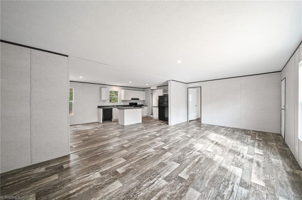 213 Green Walnut Street Traphill, NC 28685 - Photo 11 of 24