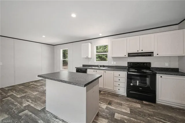 $217,500 | 213 Green Walnut Street, Traphill, NC 28685