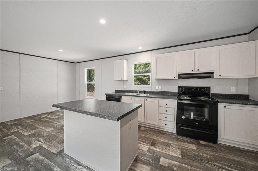 213 Green Walnut Street Traphill, NC 28685 - Photo 14 of 24