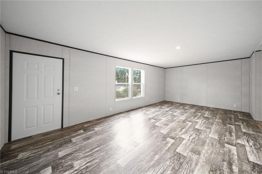 213 Green Walnut Street Traphill, NC 28685 - Photo 10 of 24