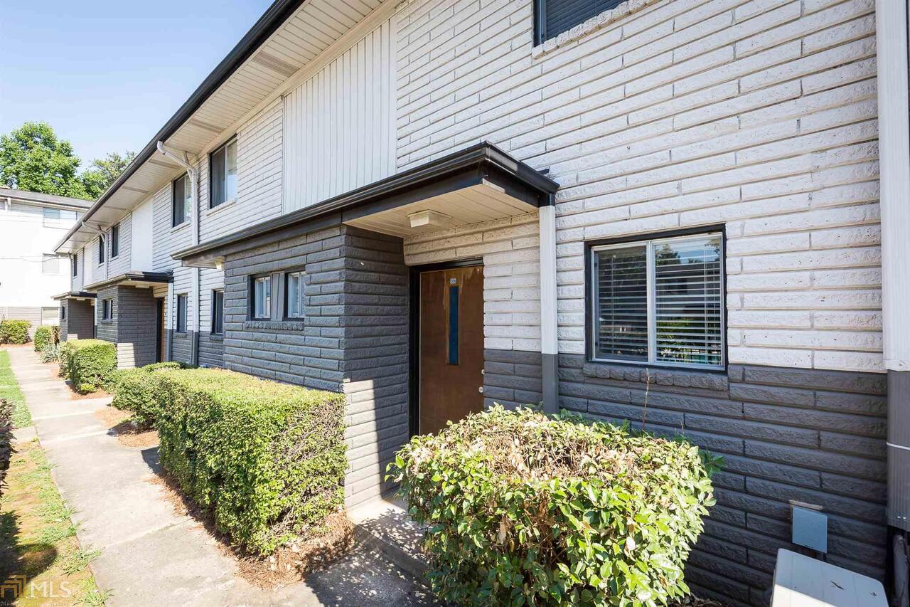 3501 Roswell Road, Unit 306 Atlanta, GA 30305 - Photo 1 of 1 Gallery Image 1