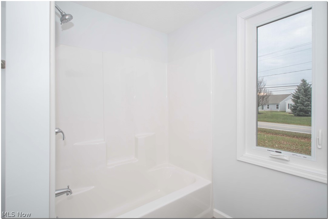 4310 Meister Road Lorain, OH 44053 - Photo 32 of 35 Gallery Image 32