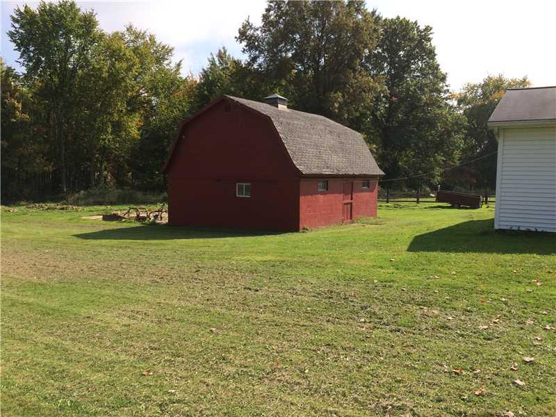 148 Baker Road Greenville, PA 16125 - Photo 5 of 6 Stable/Barn.