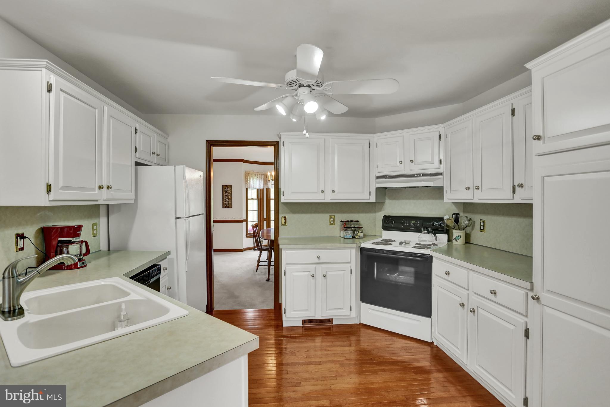 435 Keim Road Boyertown, PA 19512 - Photo 14 of 46 Kitchen, Photo #2