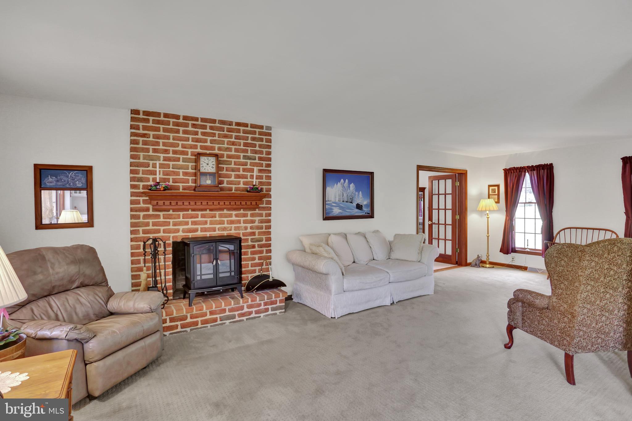 435 Keim Road Boyertown, PA 19512 - Photo 10 of 46 Family Room, Photo #3