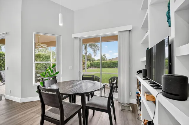 $295,000 | 6900 Cairnwell Drive, Boynton Beach, FL 33472