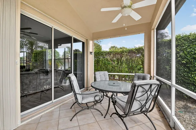 $295,000 | 6900 Cairnwell Drive, Boynton Beach, FL 33472