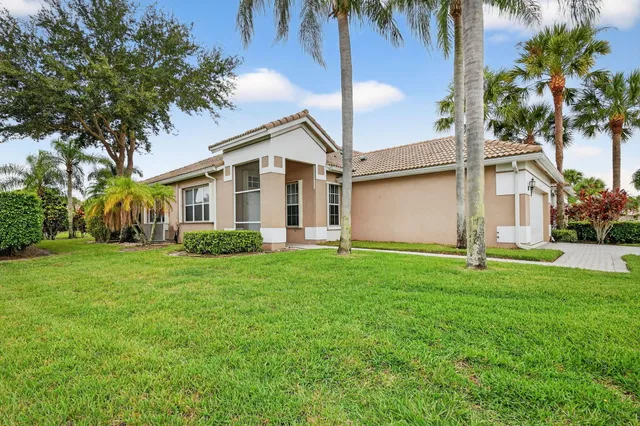 $295,000 | 6900 Cairnwell Drive, Boynton Beach, FL 33472