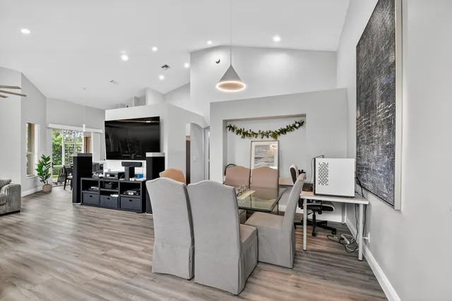 $295,000 | 6900 Cairnwell Drive, Boynton Beach, FL 33472