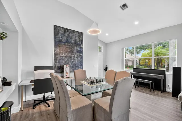 $295,000 | 6900 Cairnwell Drive, Boynton Beach, FL 33472