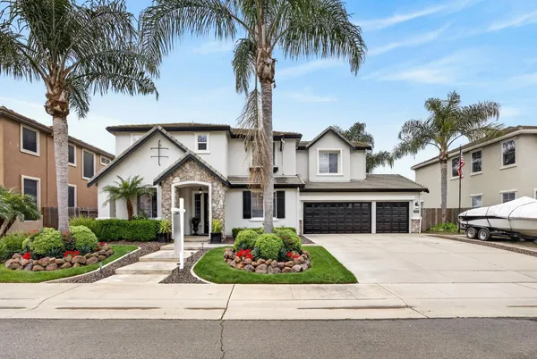 $889,000 | 552 Denier Court, Galt, CA 95632