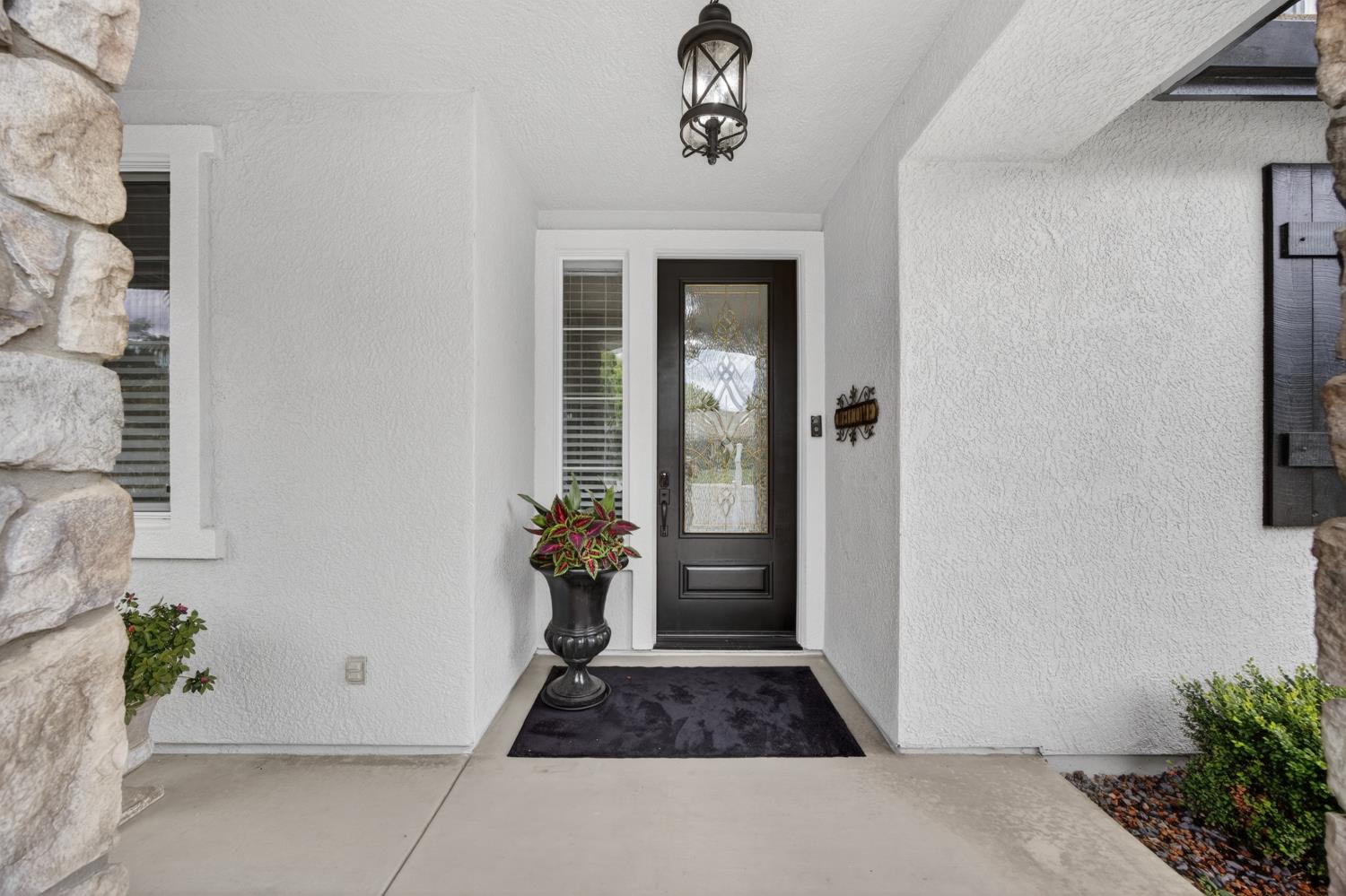 552 Denier Court Galt, CA 95632 - Photo 8 of 79