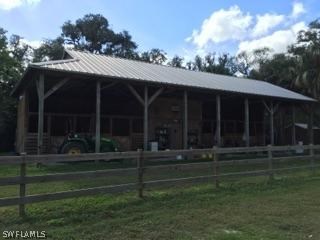 18900 South River Road Alva, FL 33920 - Photo 1 of 15 a view of a back yard