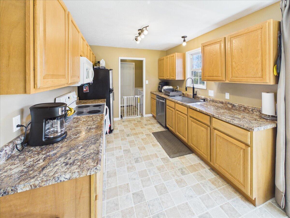32 Springwoods Loop Buffalo, MO 65622 - Photo 28 of 32 28-CAM06496G6-PR0057-STILL027