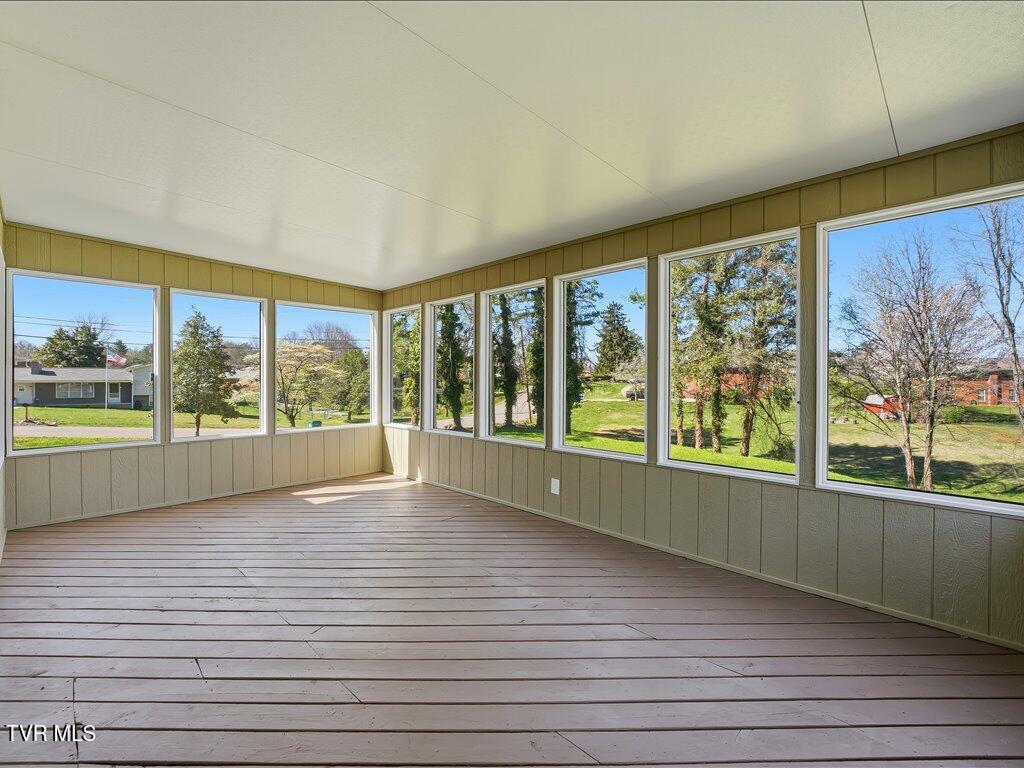 452 Wilder Street Morristown, TN 37813 - Photo 3 of 47 452 Wilder St - 3