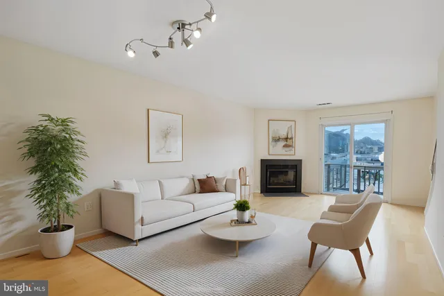 $495,000 | 3858 9th Road South, Arlington, VA 22204