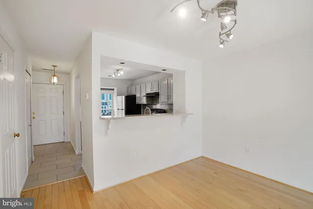 $495,000 | 3858 9th Road South, Arlington, VA 22204