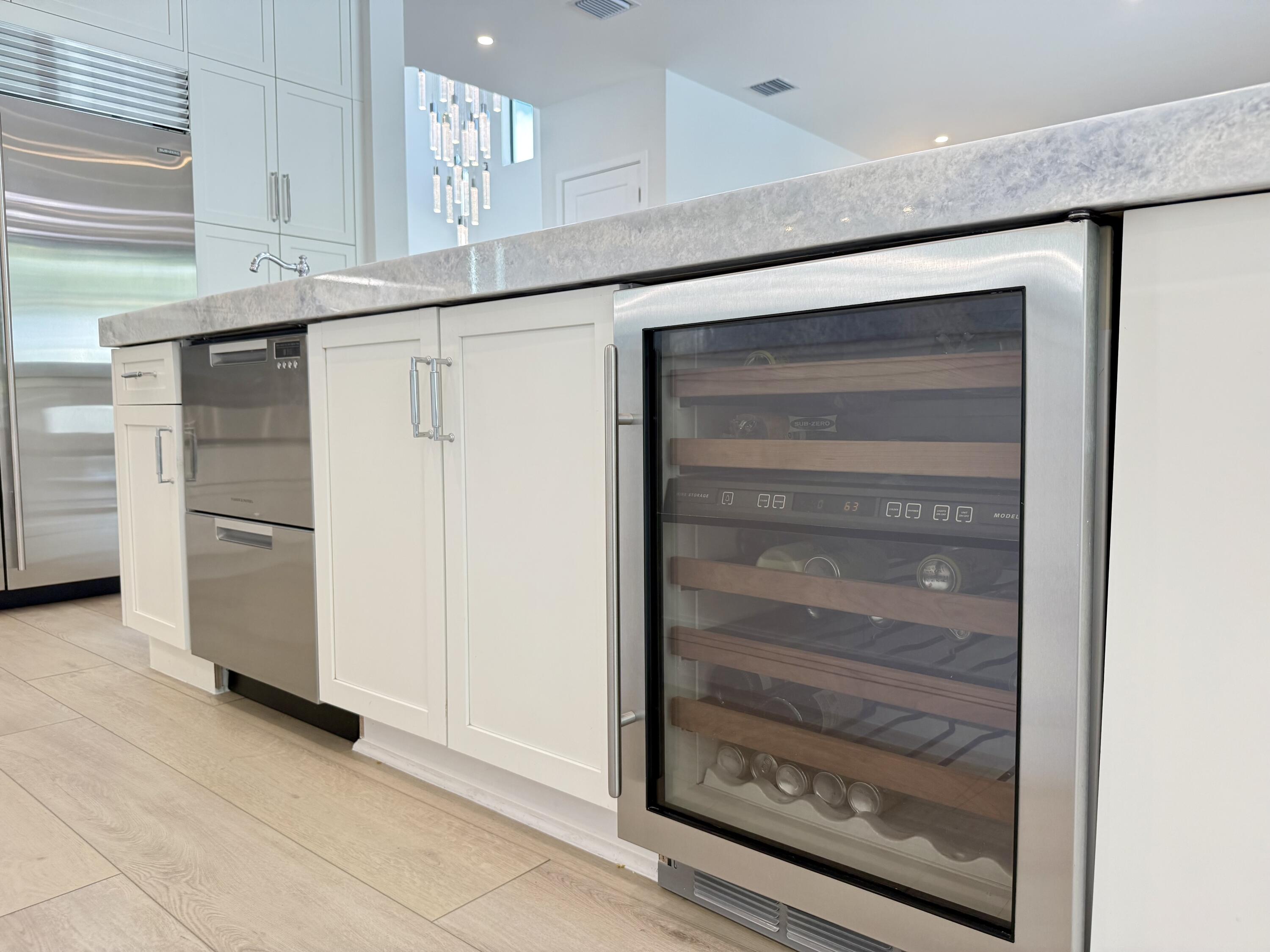 17645 Sparkling River Road Boca Raton, FL 33496 - Photo 11 of 36 Wine Refrigerator