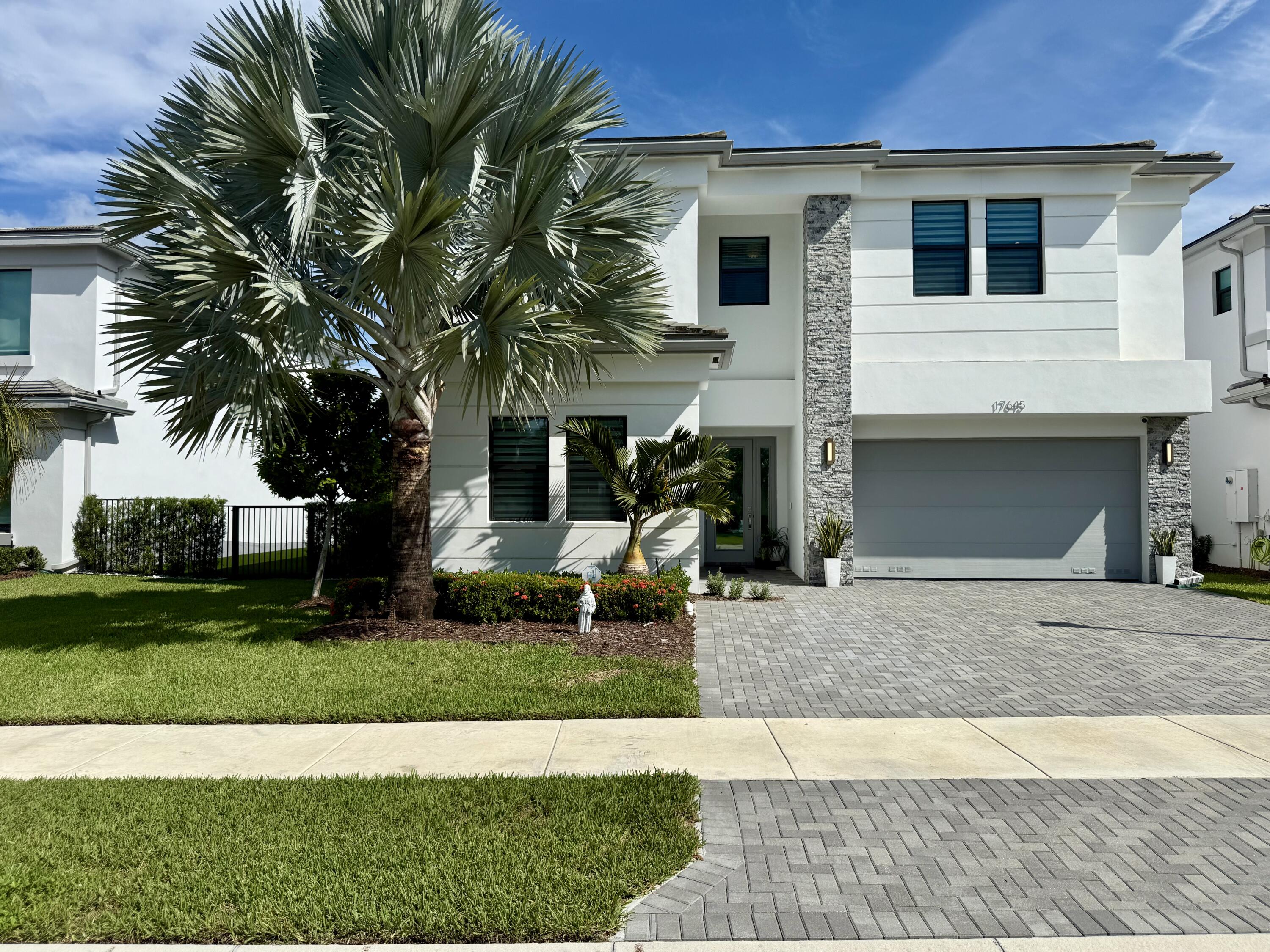 17645 Sparkling River Road Boca Raton, FL 33496 - Photo 2 of 36 FullSizeRender
