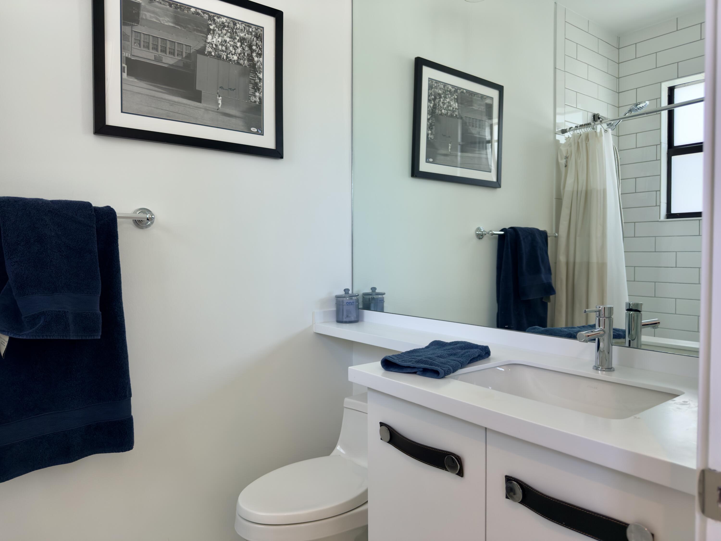 17645 Sparkling River Road Boca Raton, FL 33496 - Photo 27 of 36 upstairs bathroom