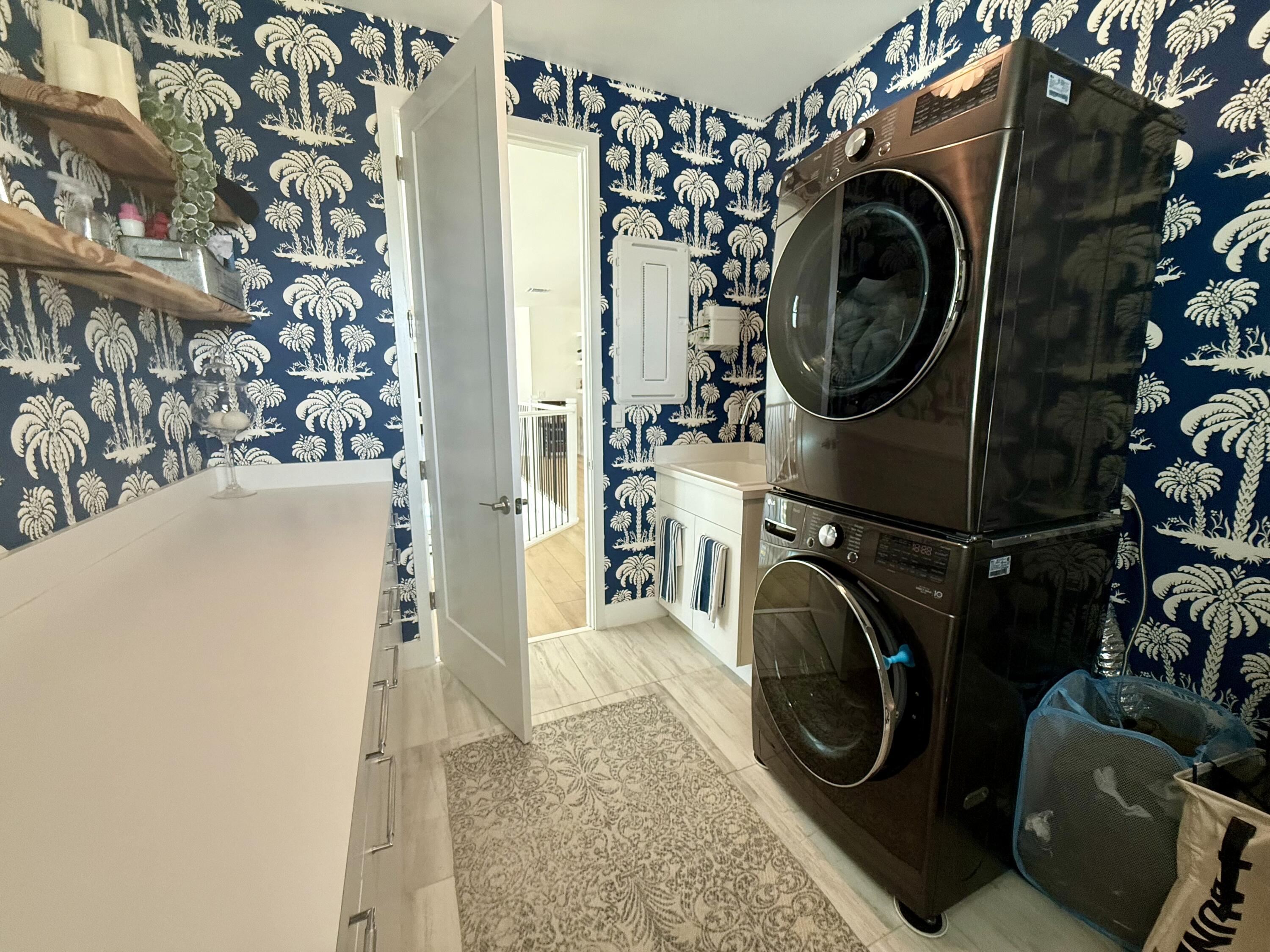 17645 Sparkling River Road Boca Raton, FL 33496 - Photo 30 of 36 Laundry Room
