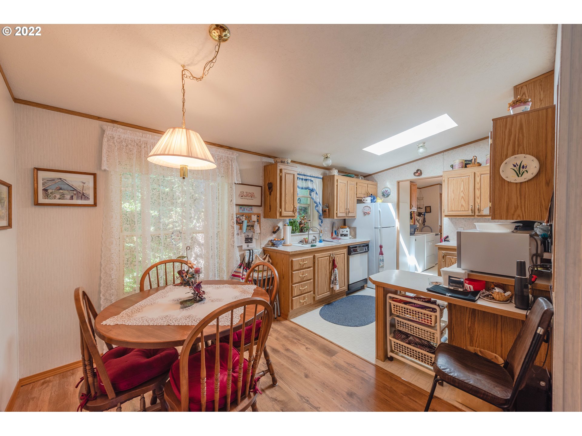 63248 Everest Road Coos Bay, OR 97420 - Photo 10 of 32 Kitchen/Dining Room