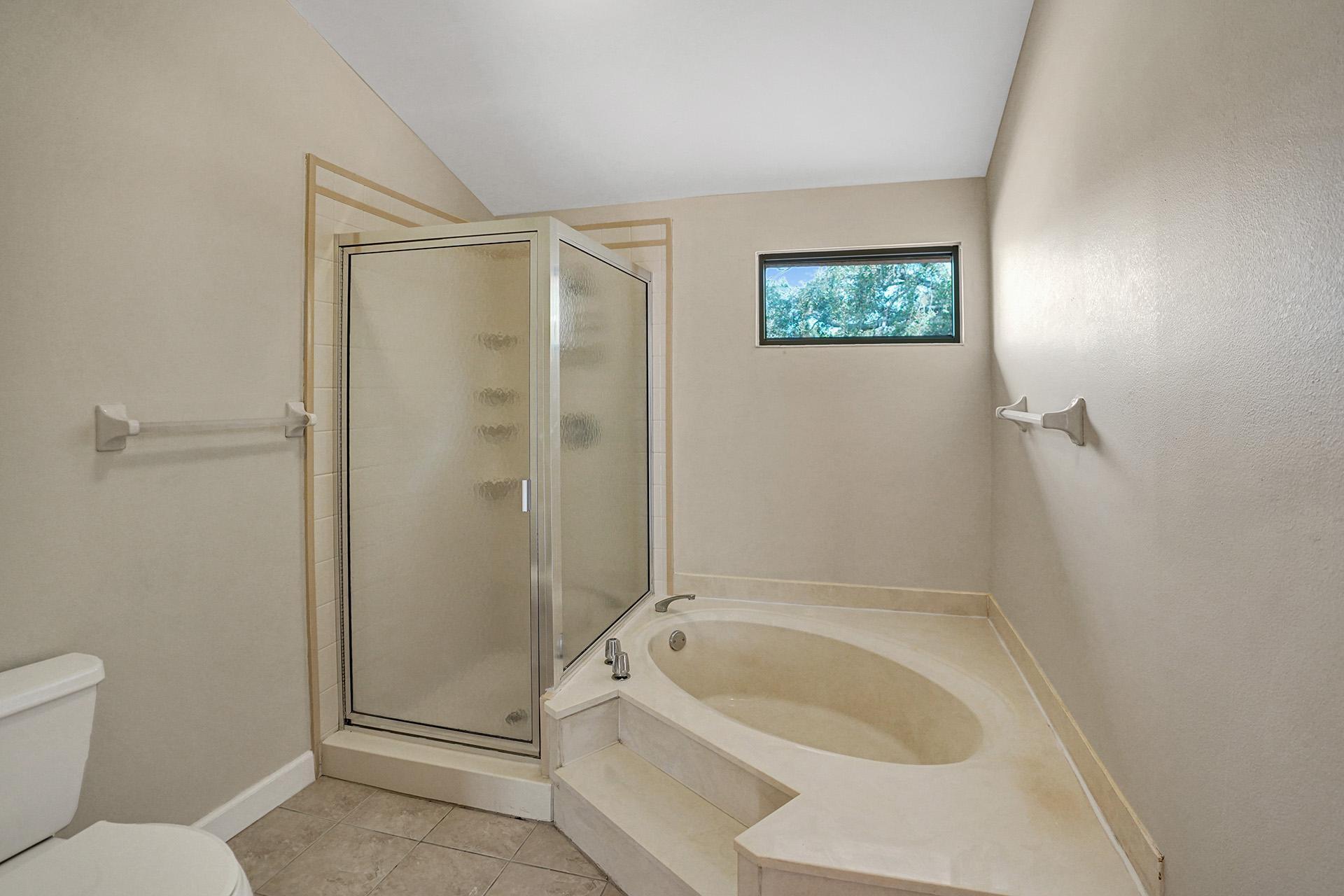 1400 Northwest 9th Avenue, Unit A6 Boca Raton, FL 33486 - Photo 12 of 44 DSC08197-1