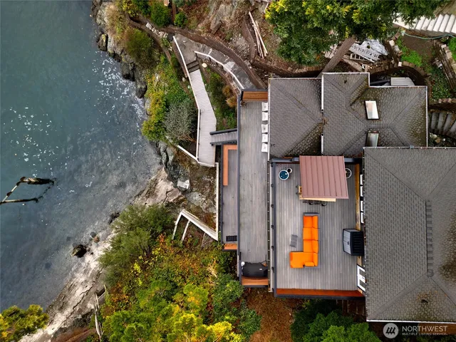 $1,800,000 | 15833 Yokeko Drive, Anacortes, WA 98221