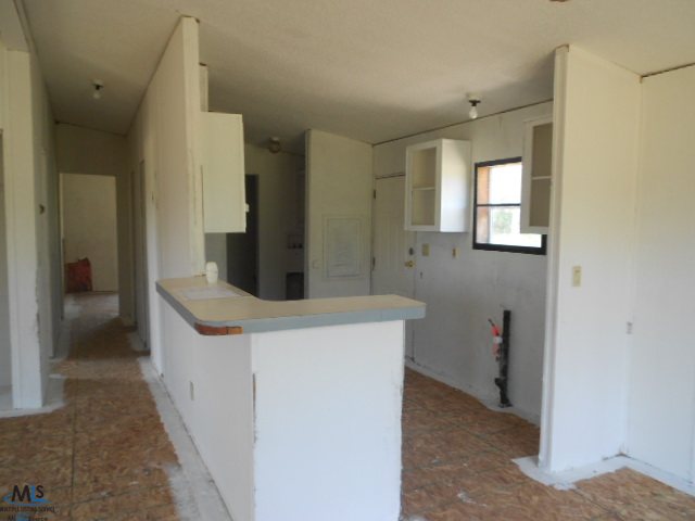 7576 Oatman Road Avoca, MI 48006 - Photo 12 of 15 31114016-11.JPG