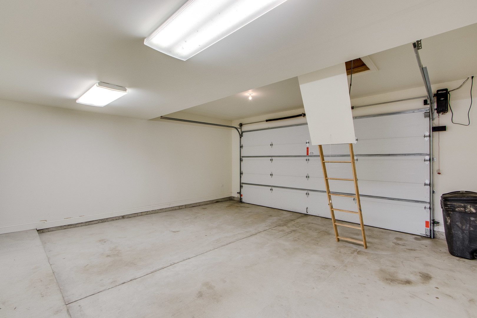 8705 Covington Place Justice, IL 60458 - Photo 25 of 30 a view of a garage