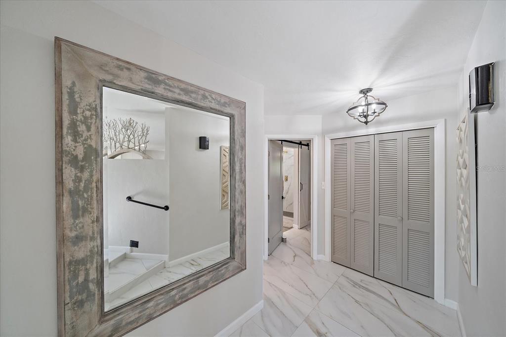 3149 Homasassa Road Sarasota, FL 34239 - Photo 31 of 62 a bathroom with a shower