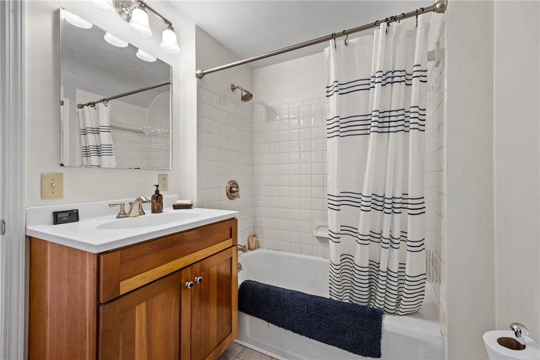 202 Clovercrest Drive Rochester, NY 14618 - Photo 26 of 50