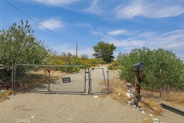 $400,000 | 13384 Sheep Creek Road, Phelan, CA 92371