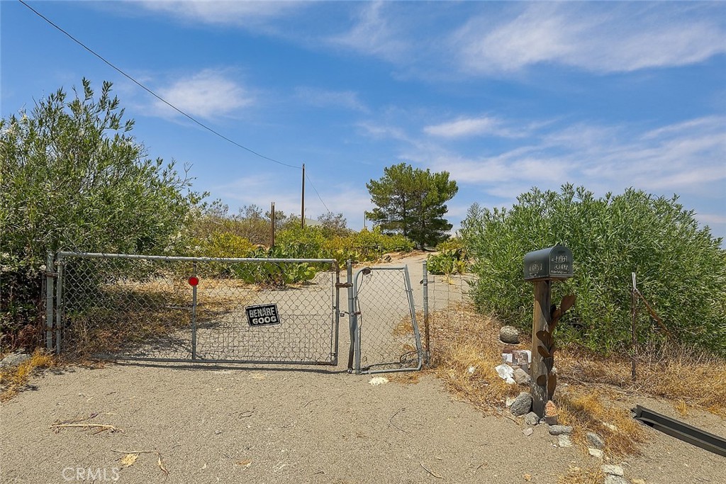 13384 Sheep Creek Road Phelan, CA 92371 - Photo 13 of 13 a view of a terrace