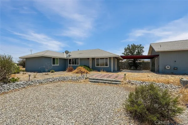 $400,000 | 13384 Sheep Creek Road, Phelan, CA 92371