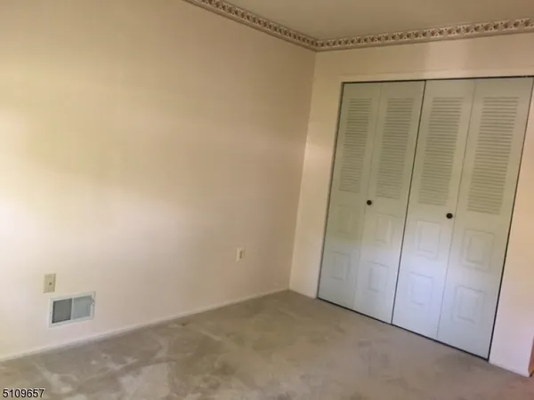 $2,400 | 2307 Doolittle Drive, Unit 2307, Bridgewater, NJ 08807