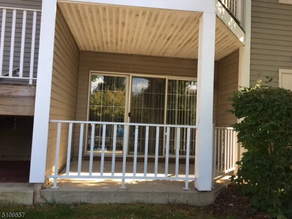 $2,400 | 2307 Doolittle Drive, Unit 2307, Bridgewater, NJ 08807