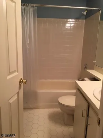 $2,400 | 2307 Doolittle Drive, Unit 2307, Bridgewater, NJ 08807