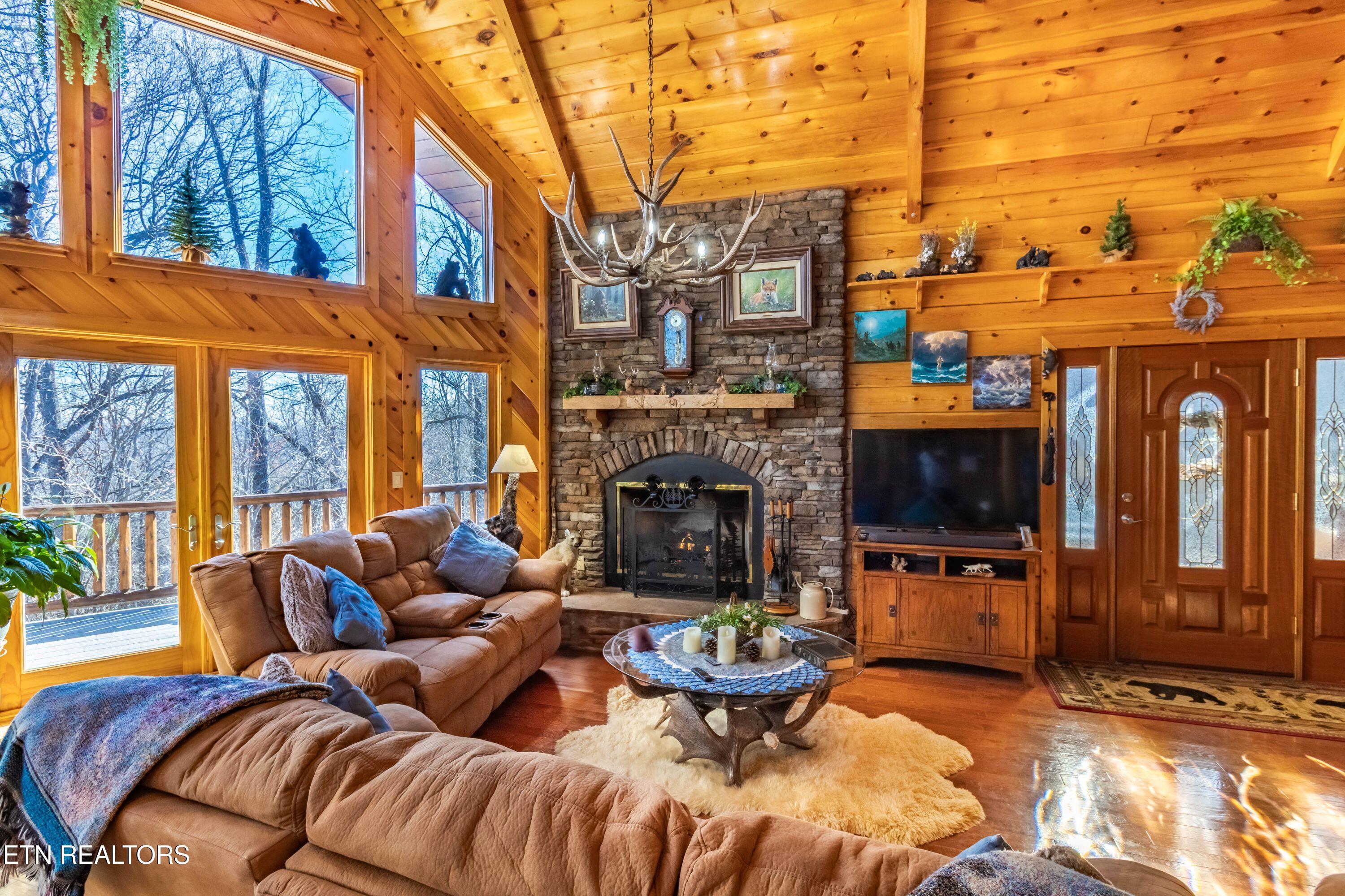 3341 Sugar Maple Loop Road Sevierville, TN 37862 - Photo 14 of 60 IMG_2081-HDR