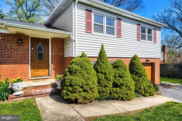 $3,500 | 114 West Seminary Avenue, Lutherville-Timonium, MD 21093