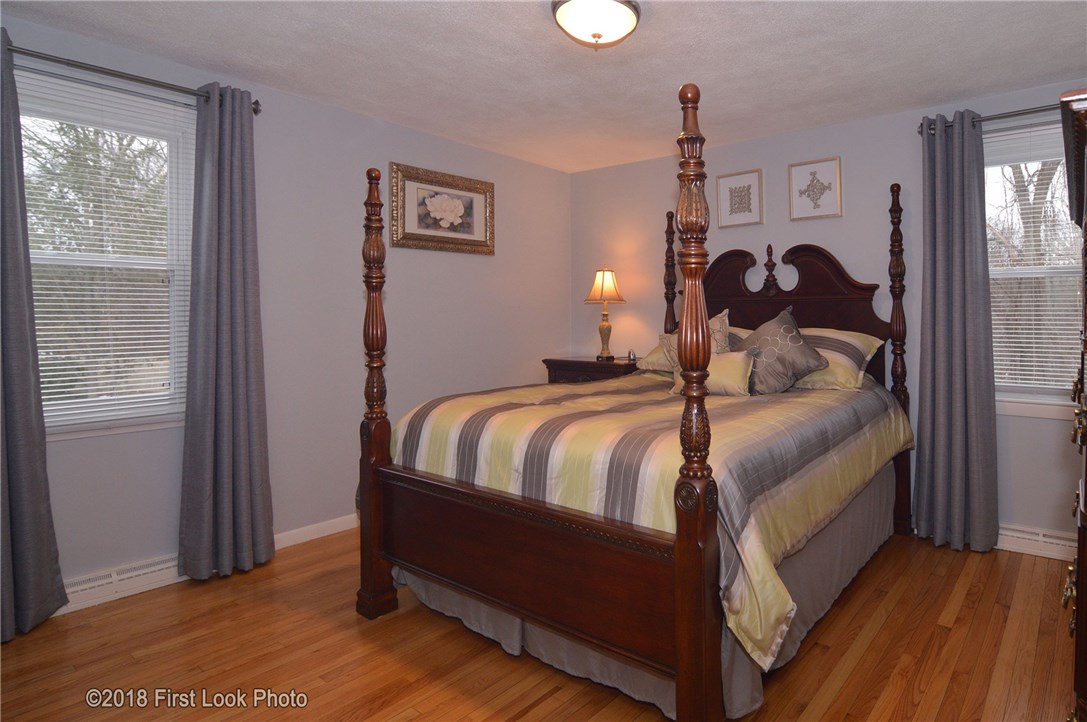 148 Iroquois Road Cumberland, RI 02864 - Photo 16 of 37 Gallery Image 16