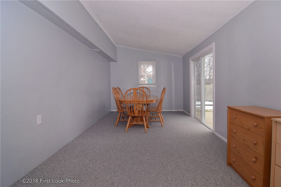 148 Iroquois Road Cumberland, RI 02864 - Photo 35 of 37 Gallery Image 35