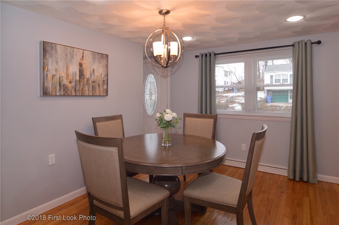 148 Iroquois Road Cumberland, RI 02864 - Photo 10 of 37 Gallery Image 10