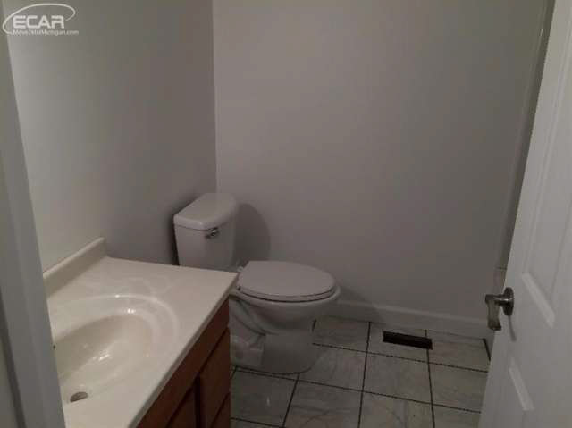 11346 Elms Road Clio, MI 48420 - Photo 7 of 13 20452341-6.JPG