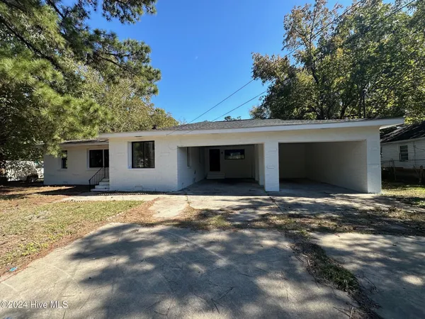 $215,000 | 224 Hill Street, Ahoskie, NC 27910